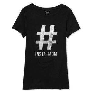 #️⃣ ‘Insta Mom’ Hashtag #️⃣ graphic tee NWT S